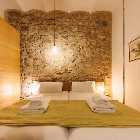 Bravissimo Les Rajoles, Unique 3-bedroom Apartment Gerona