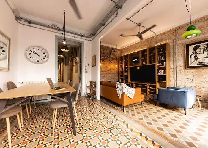 Bravissimo Les Rajoles, Unique 3-bedroom * Χιρόνα