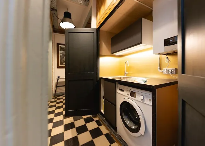 Bravissimo Les Rajoles, Unique 3-bedroom * Girona