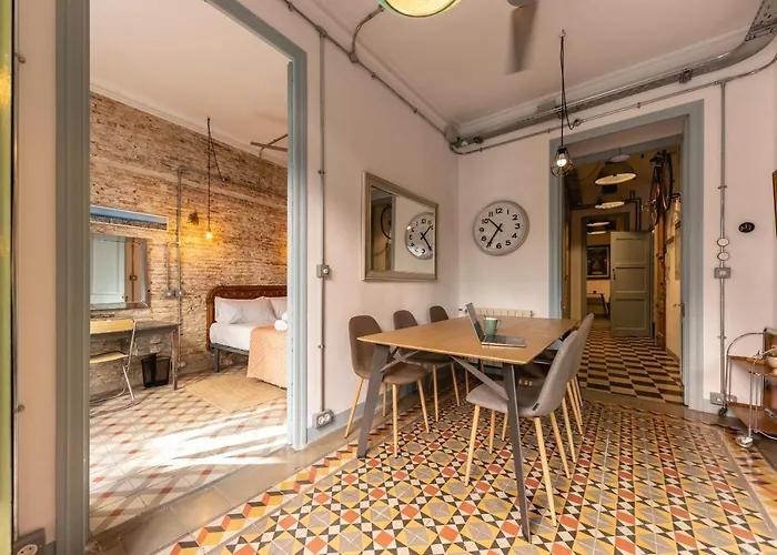 Bravissimo Les Rajoles, Unique 3-bedroom * Χιρόνα