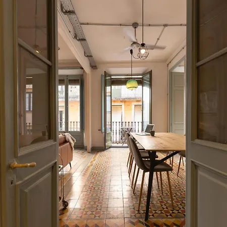 Bravissimo Les Rajoles, Unique 3-bedroom Apartman