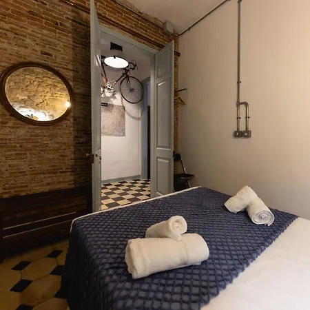 Bravissimo Les Rajoles, Unique 3-bedroom Apartmán Girona