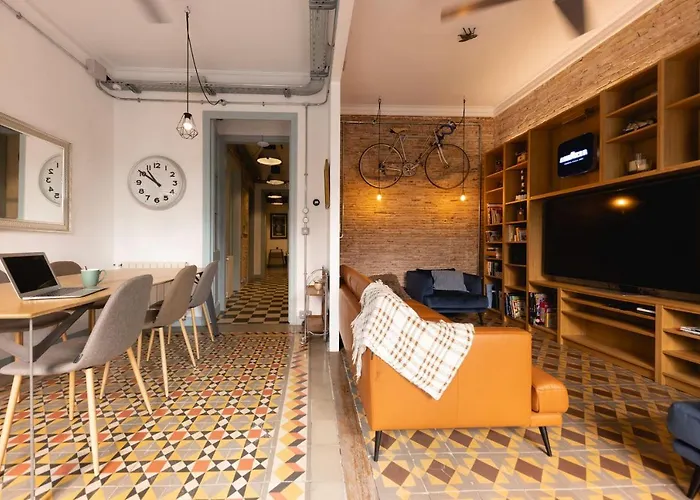 Bravissimo Les Rajoles, Unique 3-bedroom Appartement